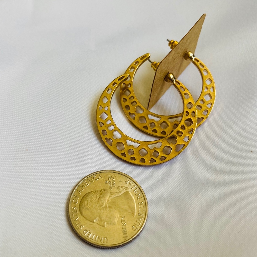 Crescent Moon Shaped Earrings - Picture 6 of 8